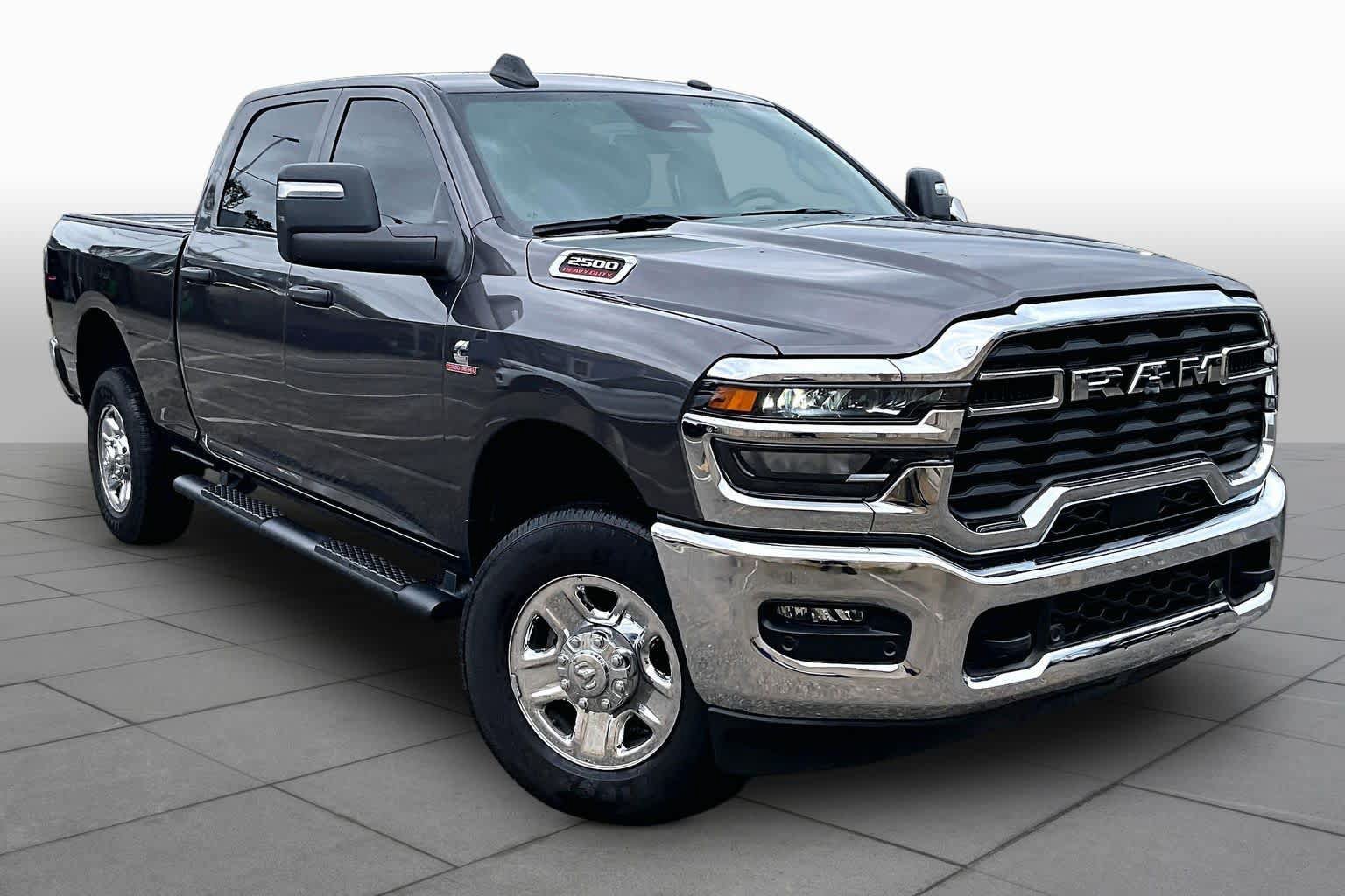 Used 2025 RAM 2500 Tradesman AWD/4WD image 3