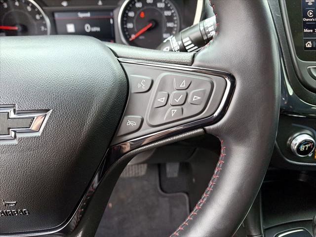 Used 2022 Chevrolet Equinox RS w/ Infotainment Package image 18