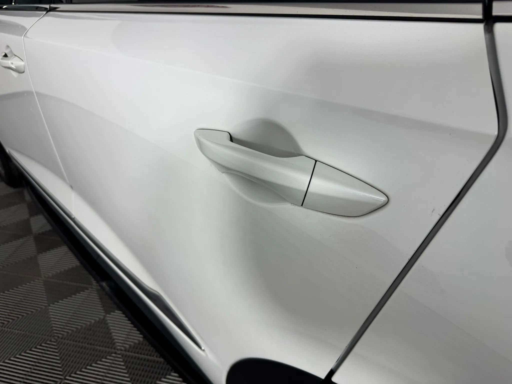 Used 2022 Acura MDX SH-AWD image 27