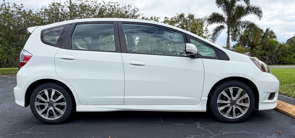 Used 2013 Honda Fit Sport image 1