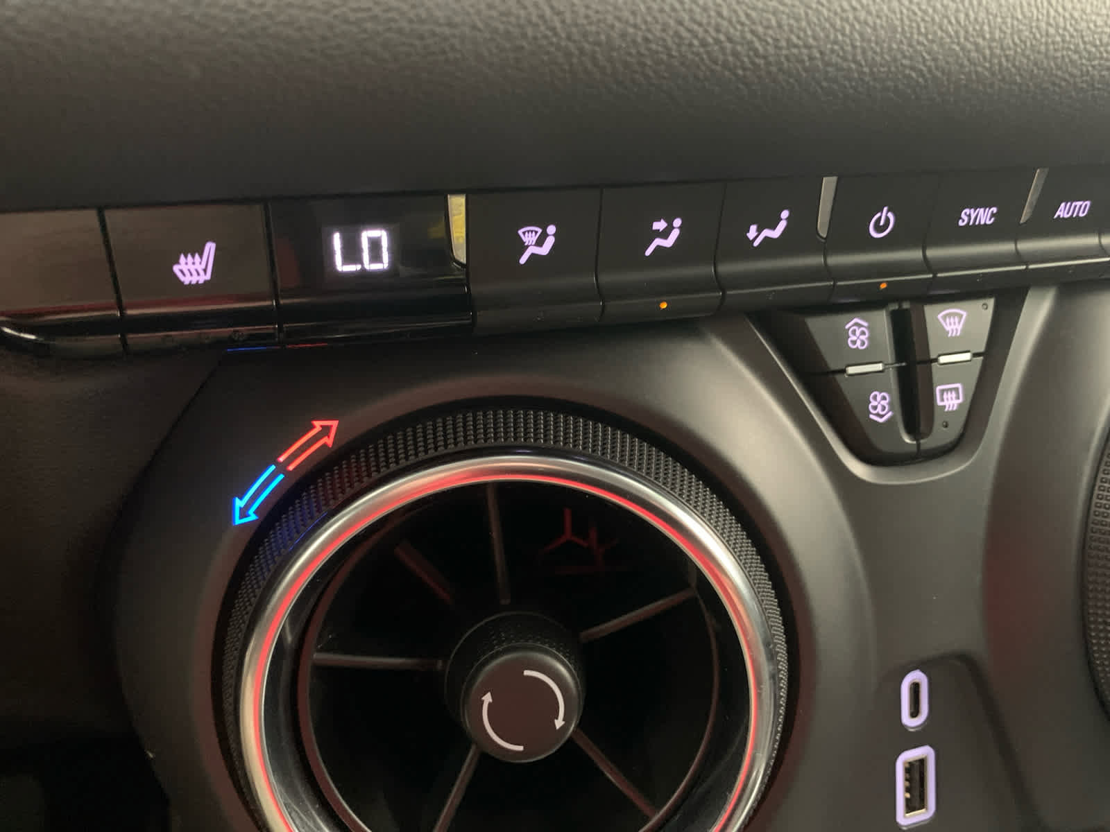 Used 2024 Chevrolet Blazer LT w/ Convenience Package image 29