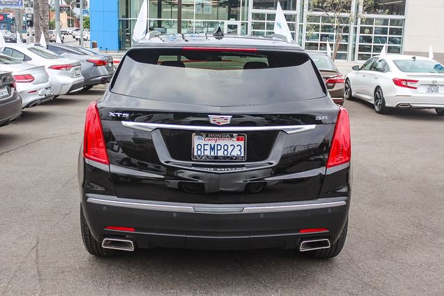 Used 2018 Cadillac XT5 Luxury w/ Driver Awareness Package image 6