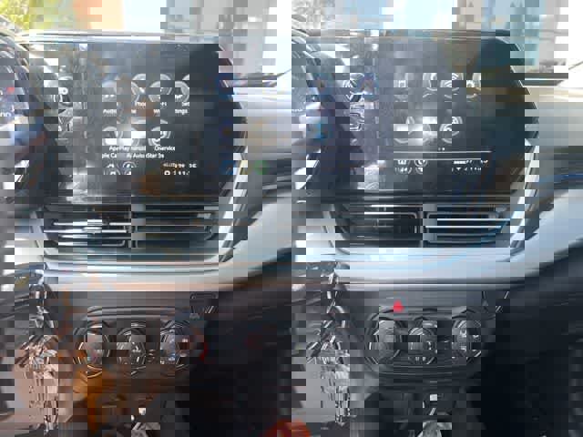 Used 2025 Chevrolet Trax LS image 12