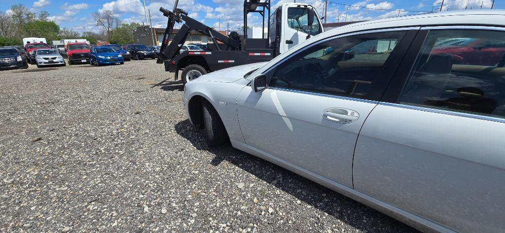 Used 2008 BMW 750i RWD image 10