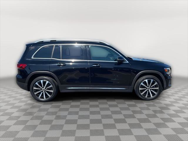 Used 2022 Mercedes-Benz GLB 250 4MATIC image 4