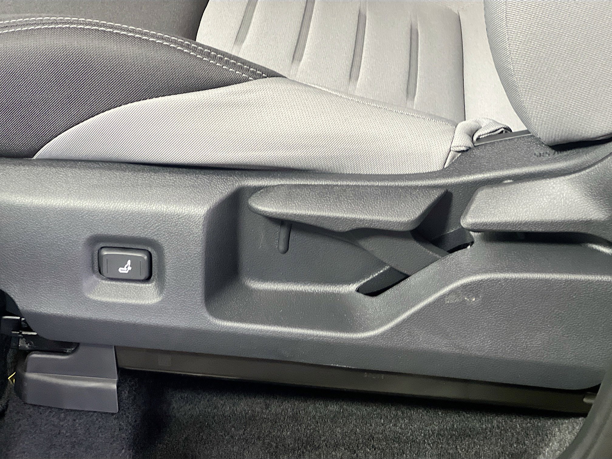 New 2025 Toyota Tacoma TRD Off-Road image 15