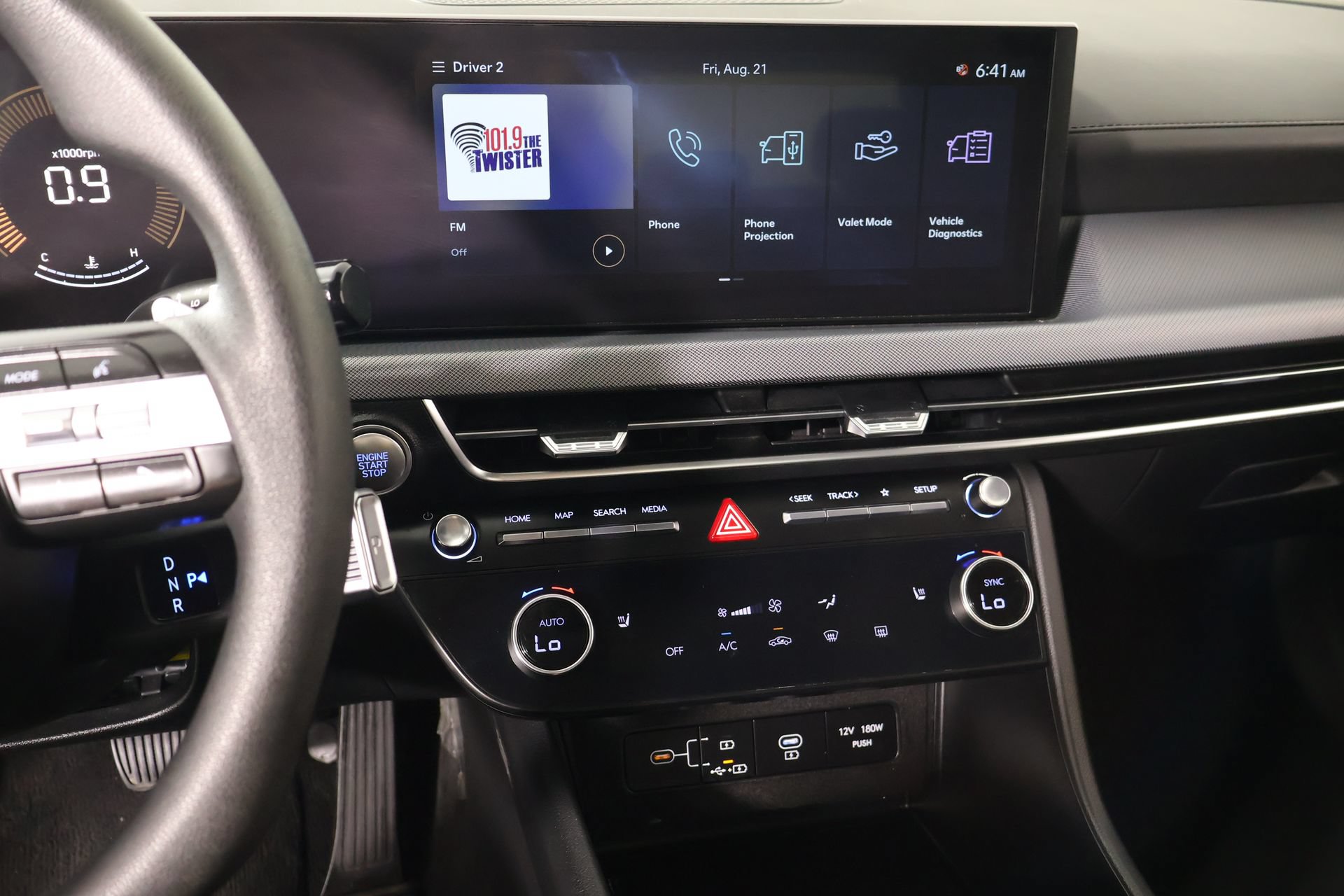 Used 2025 Hyundai Sonata SEL FWD image 5