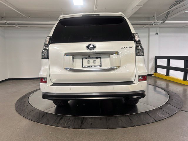 Used 2023 Lexus GX 460 Premium w/ Accessory Package AWD/4WD image 6