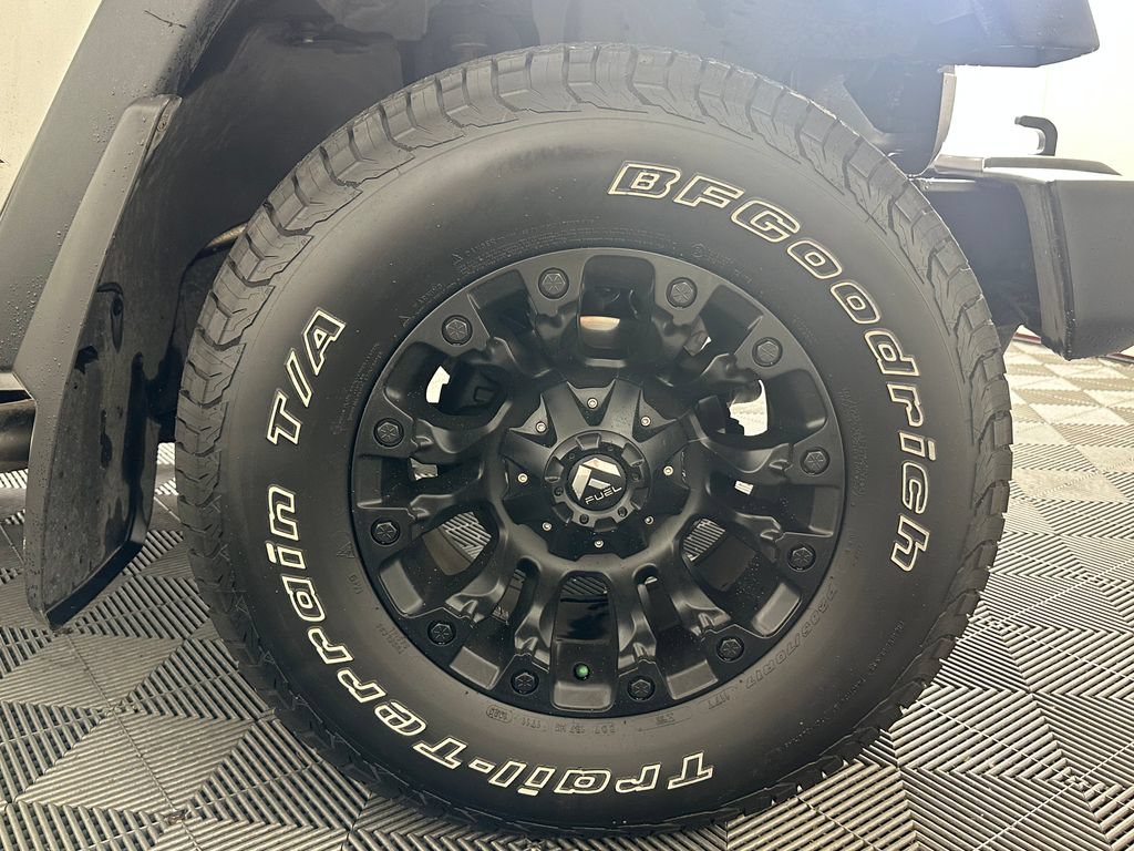 Used 2013 Jeep Wrangler Unlimited Sport AWD/4WD image 12