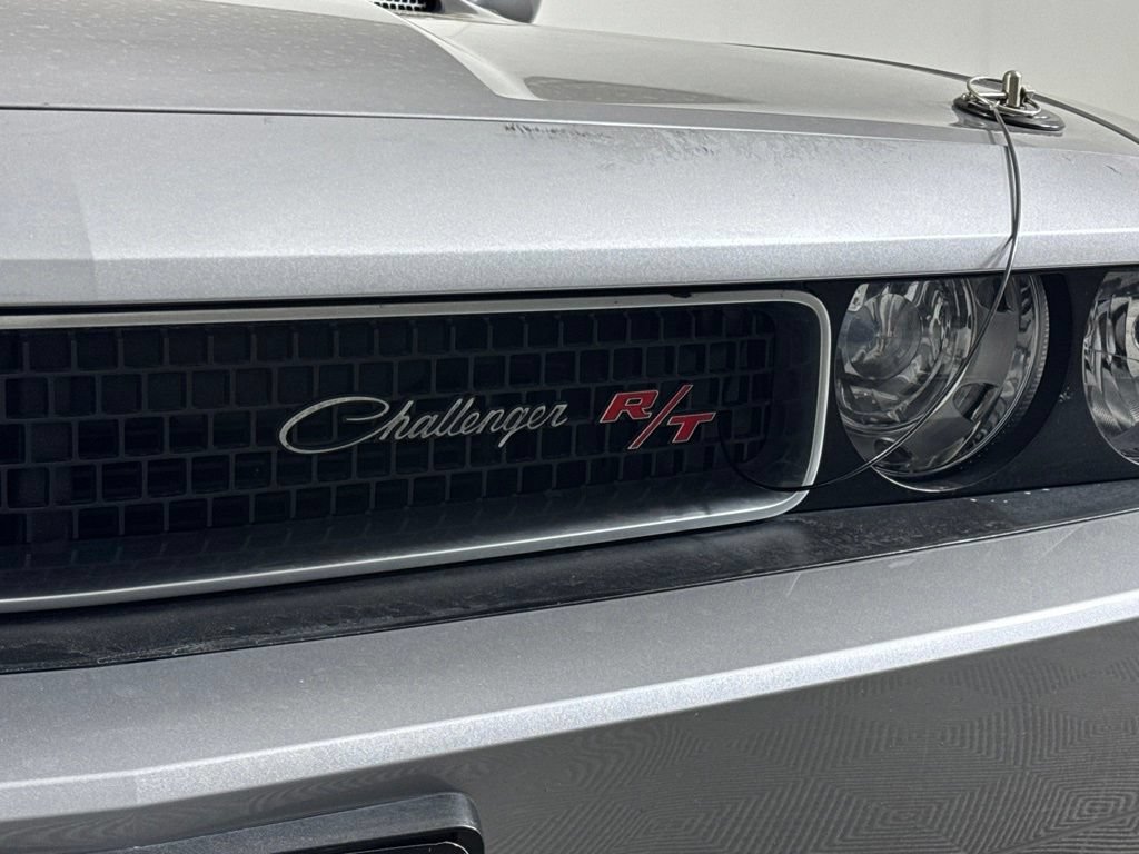 Used 2014 Dodge Challenger R/T w/ Sound Group II RWD image 4