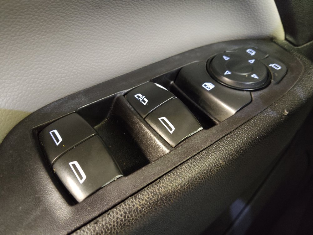Used 2020 Chevrolet Equinox LS w/ LS Convenience Package AWD/4WD image 27