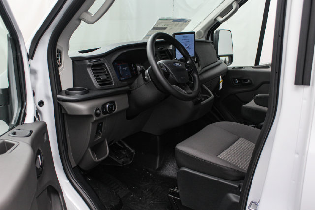 New 2027 Ford Transit 250 148 Medium Roof w/ Load Area Protection Package RWD image 23