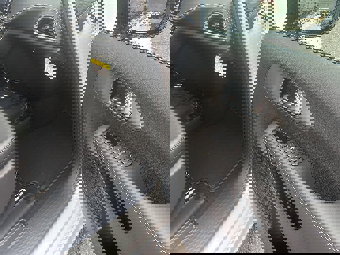 New 2026 Chrysler Pacifica Select image 5