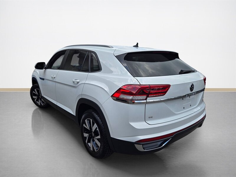 Used 2021 Volkswagen Atlas Cross Sport SE AWD/4WD image 6