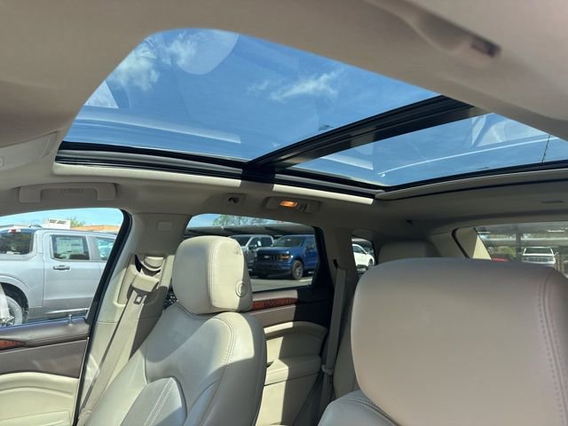 Used 2016 Cadillac SRX Luxury w/ Driver Awareness Package image 10