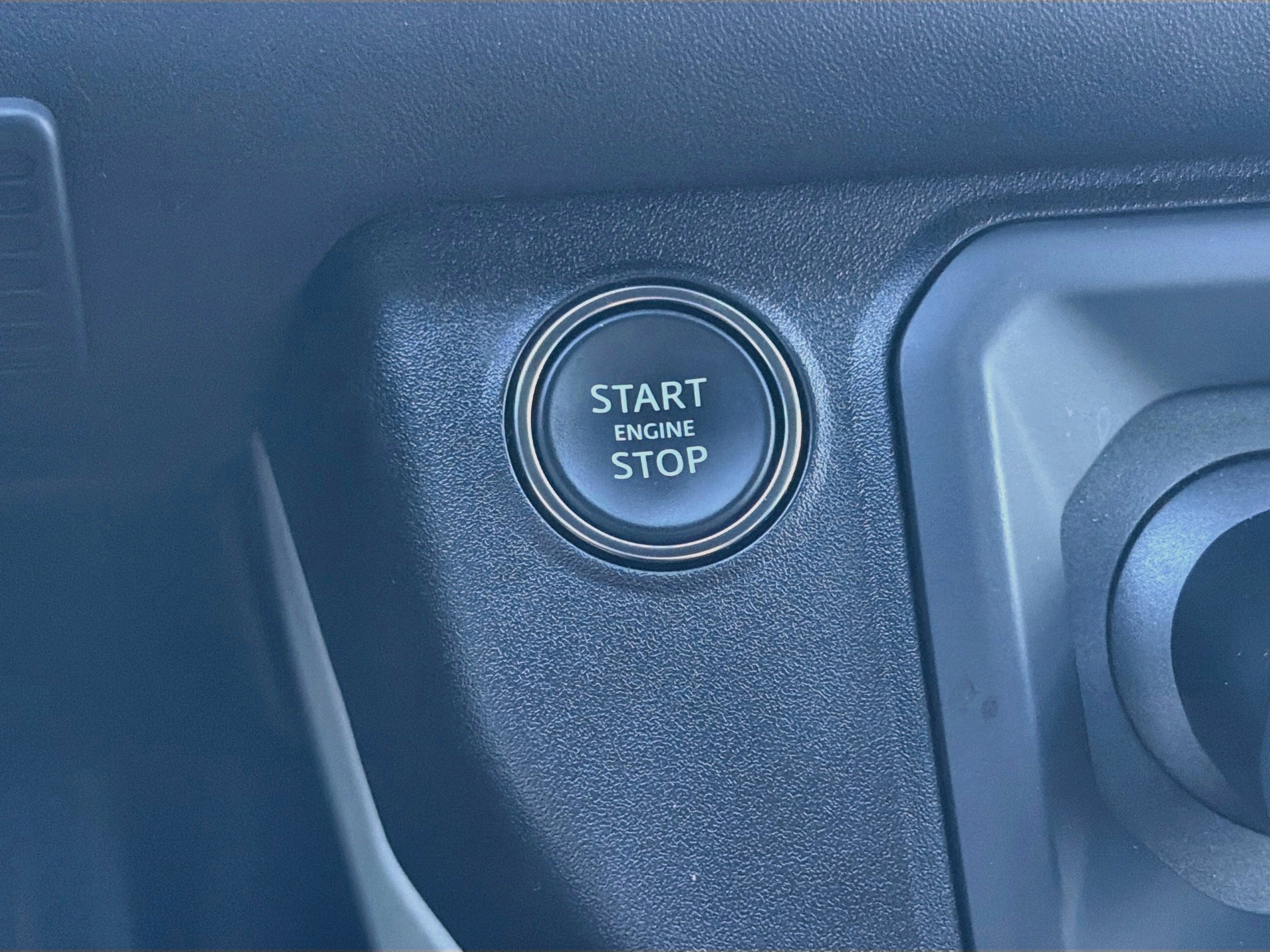 Used 2023 Land Rover Defender 130 X-Dynamic SE AWD/4WD image 38