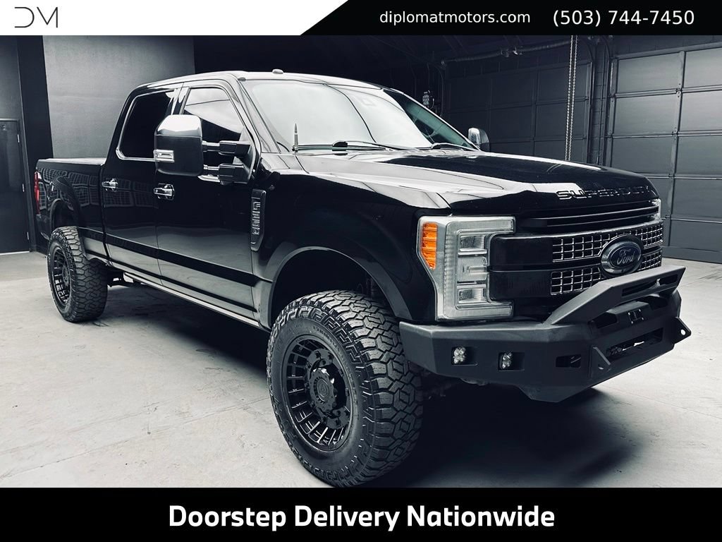 Used 2017 Ford F250 Platinum w/ Platinum Ultimate Package AWD/4WD image 9