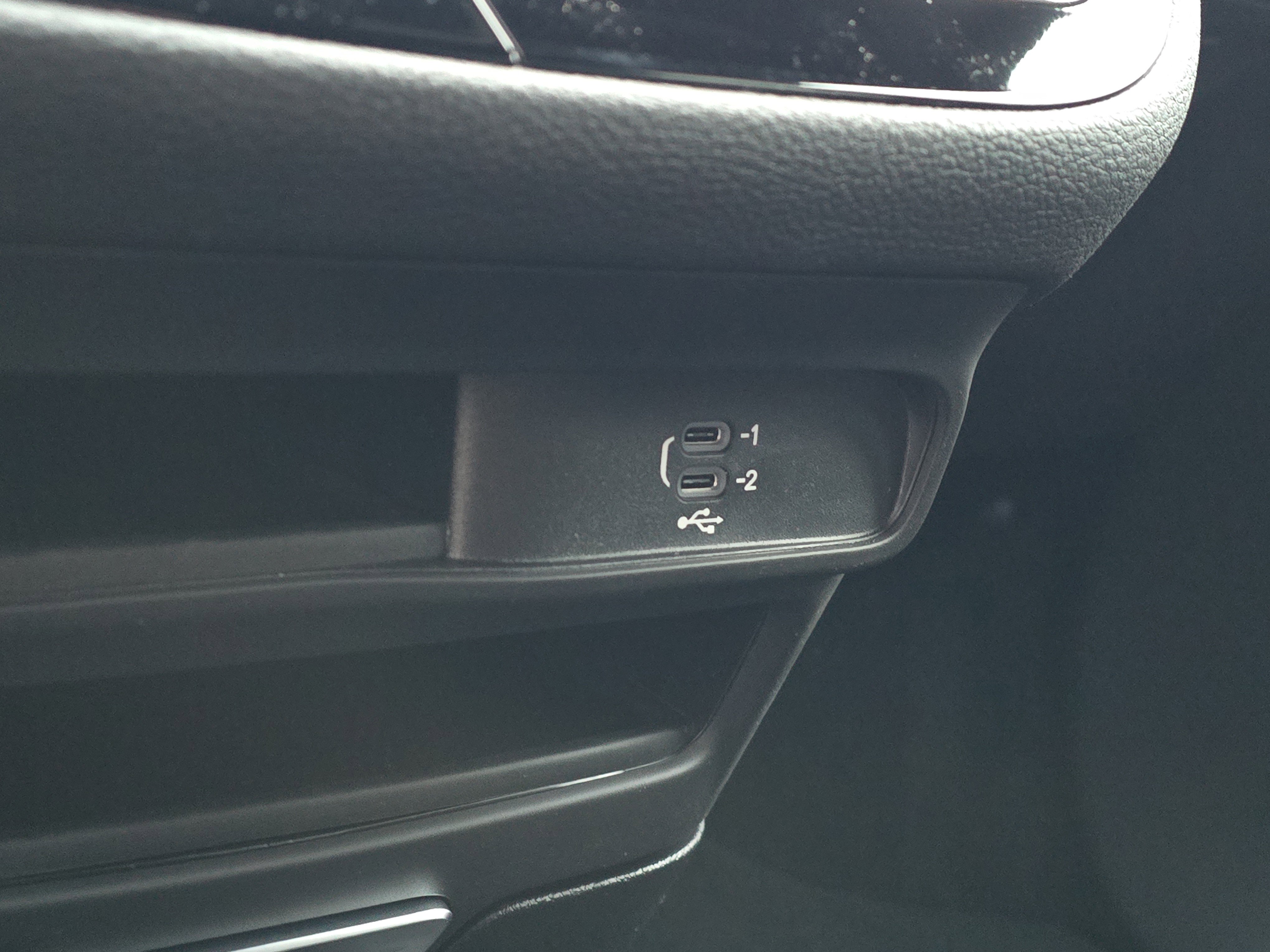 New 2026 Chrysler Pacifica Select w/ S Appearance Package image 16