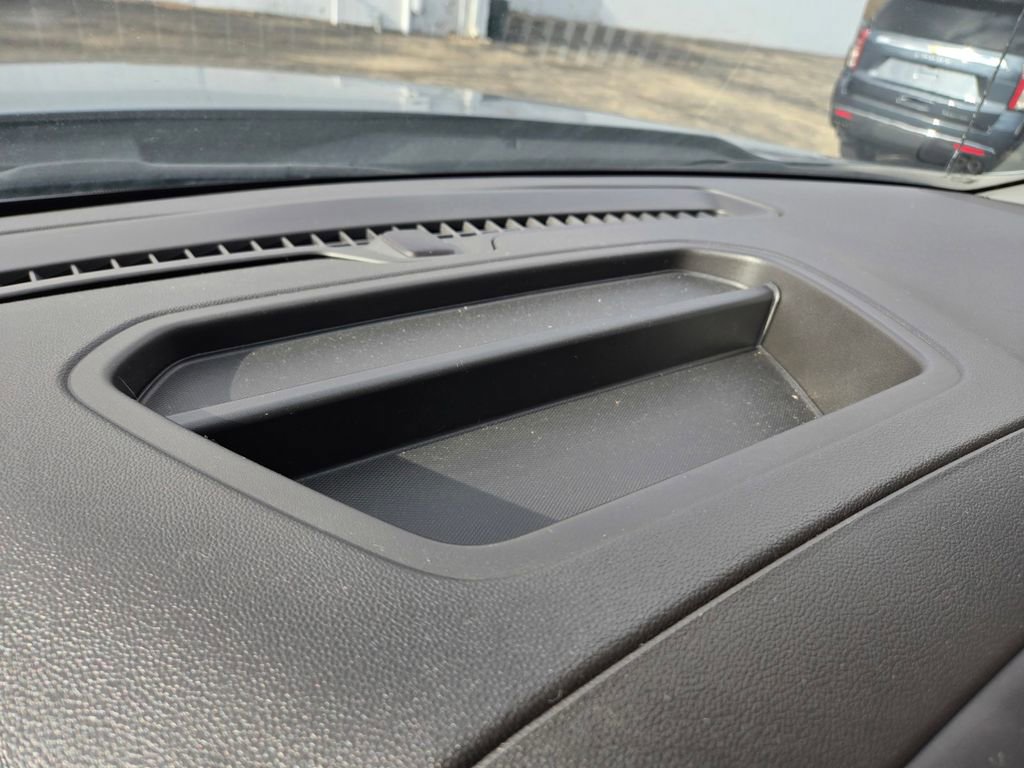 Certified 2025 Chevrolet Silverado 1500 Custom image 8