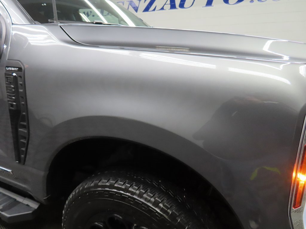 Used 2025 Ford F350 Lariat w/ Black Appearance Package image 39