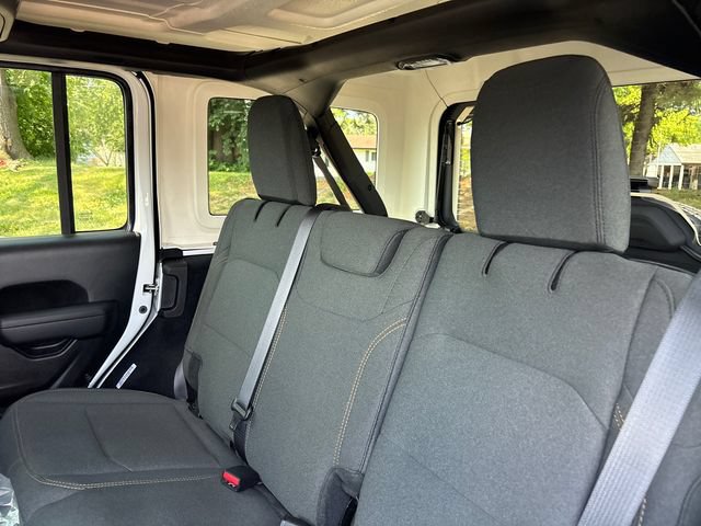 New 2026 Jeep Wrangler Unlimited Sport AWD/4WD image 8