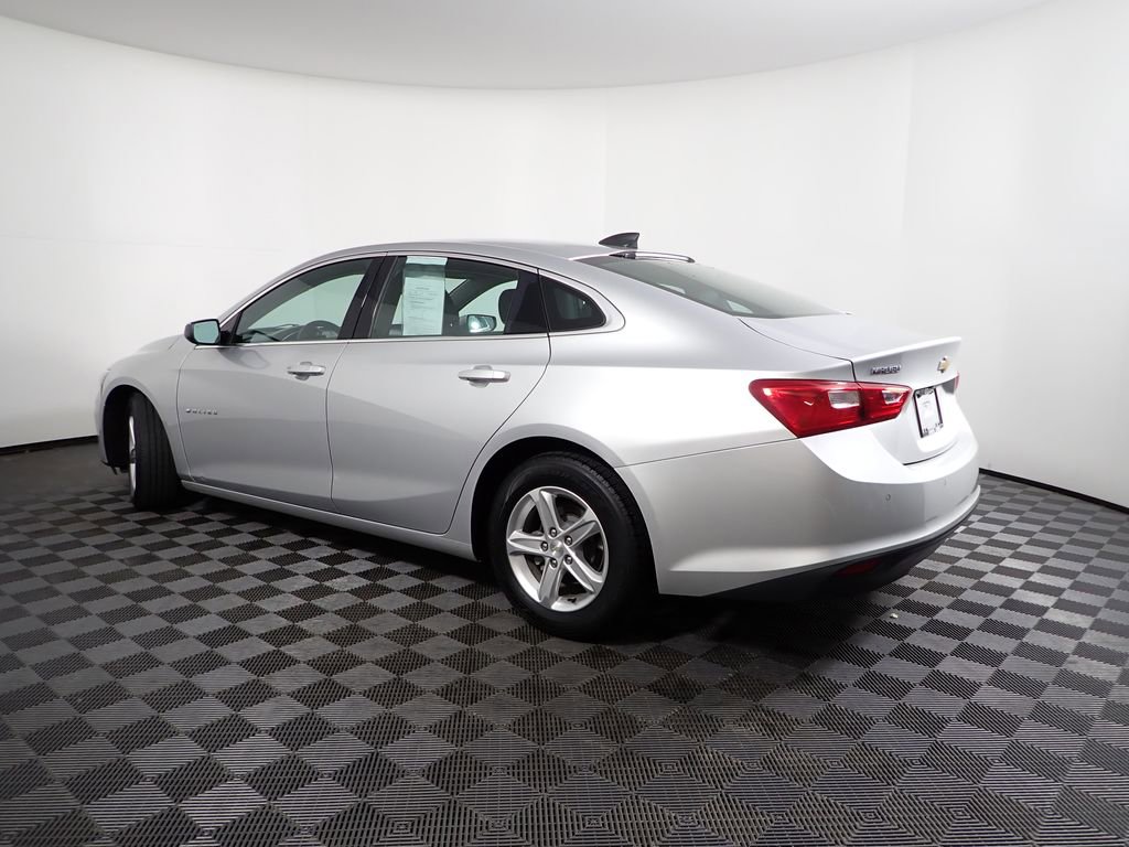 Used 2020 Chevrolet Malibu LS w/ Driver Confidence Package II image 10