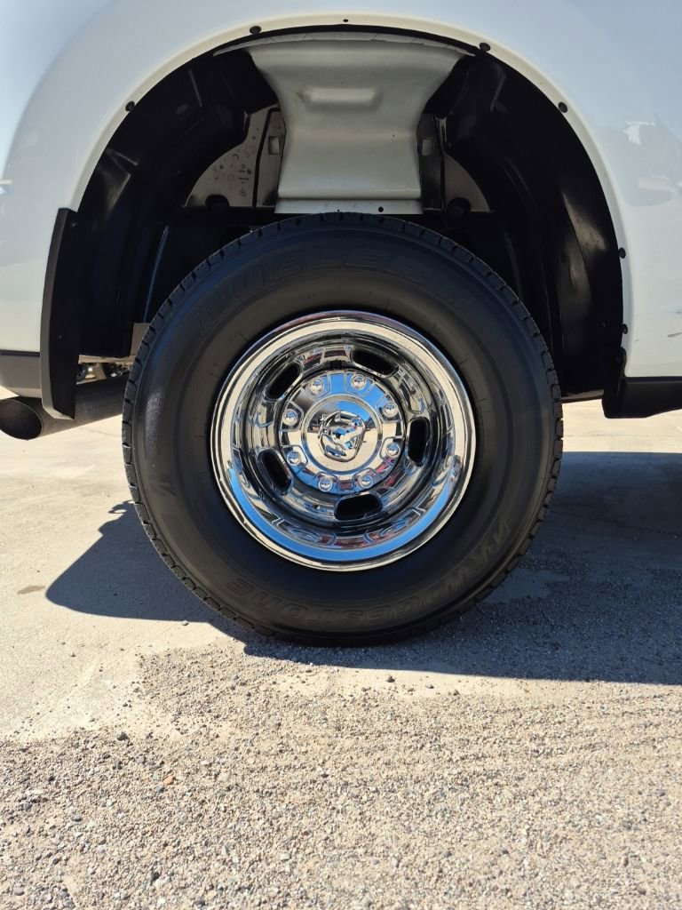 Used 2024 RAM 3500 Big Horn image 12