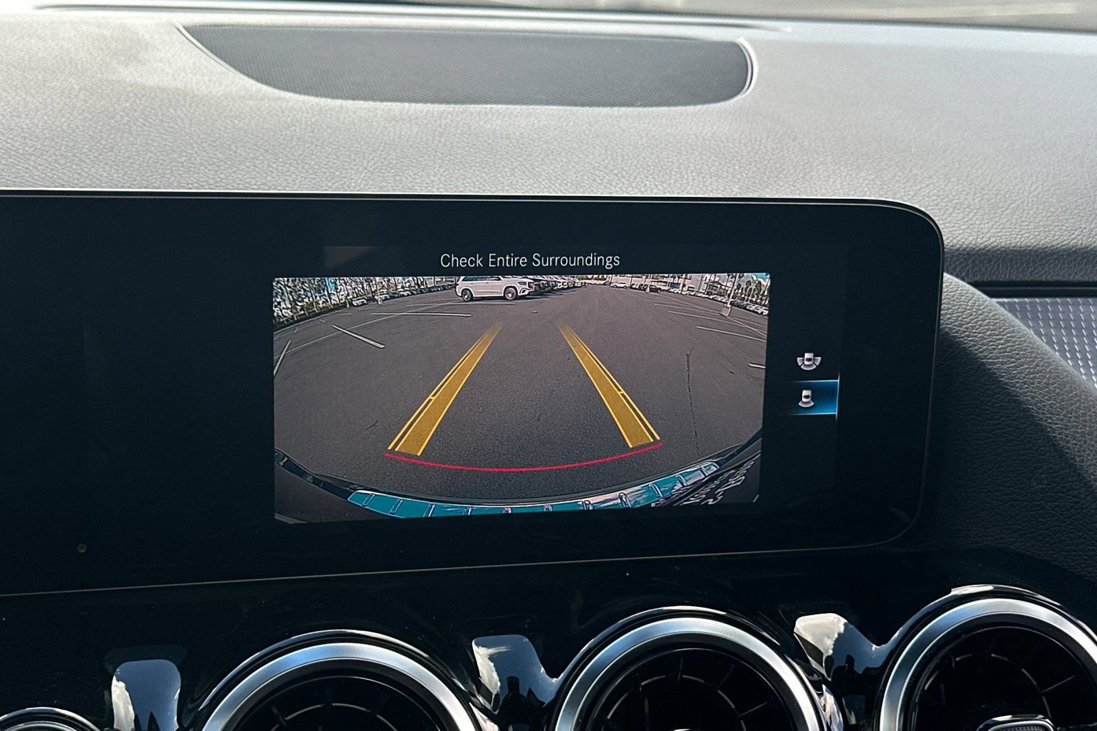 Certified 2022 Mercedes-Benz GLA 250 image 16