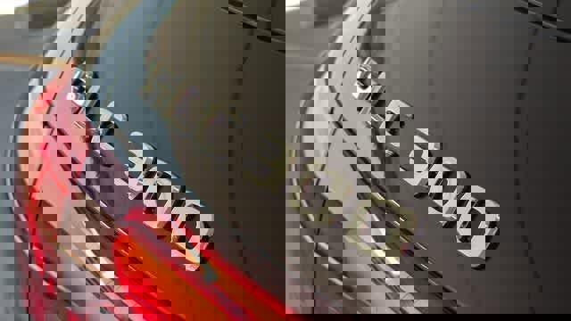 Used 2025 Mercedes-Benz GLC 300 4MATIC image 7