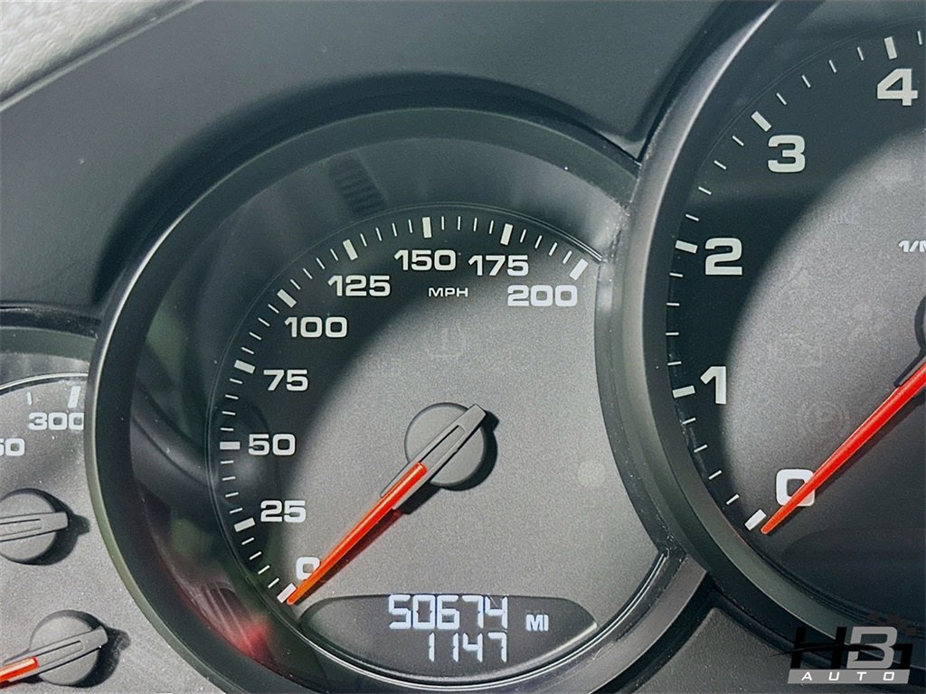 Used 2013 Porsche 911 Carrera image 11