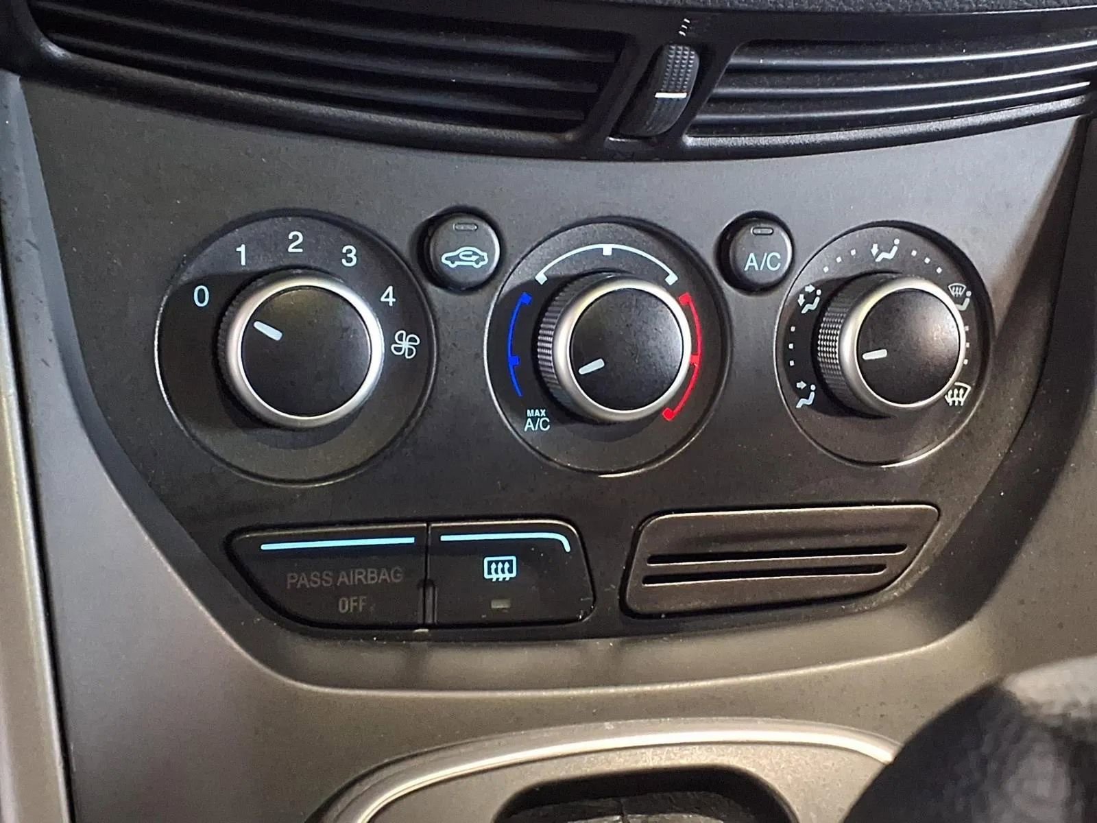 Used 2014 Ford Escape SE FWD image 22