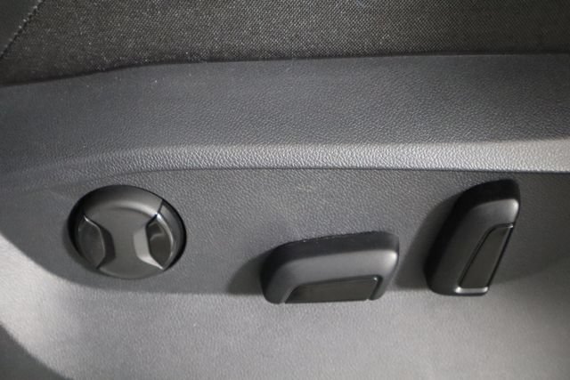 Used 2024 Volkswagen Tiguan SE R-Line AWD/4WD image 23