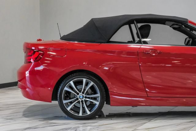 Used 2017 BMW 230i xDrive Convertible AWD/4WD image 21