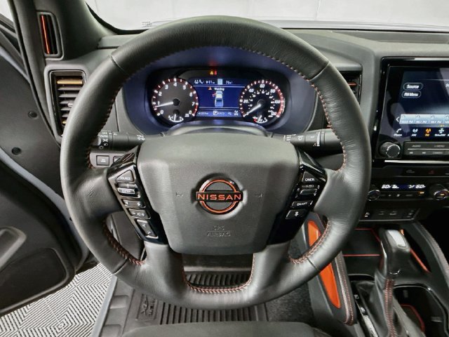 Used 2024 Nissan Frontier PRO-4X w/ Pro Convenience Package AWD/4WD image 11