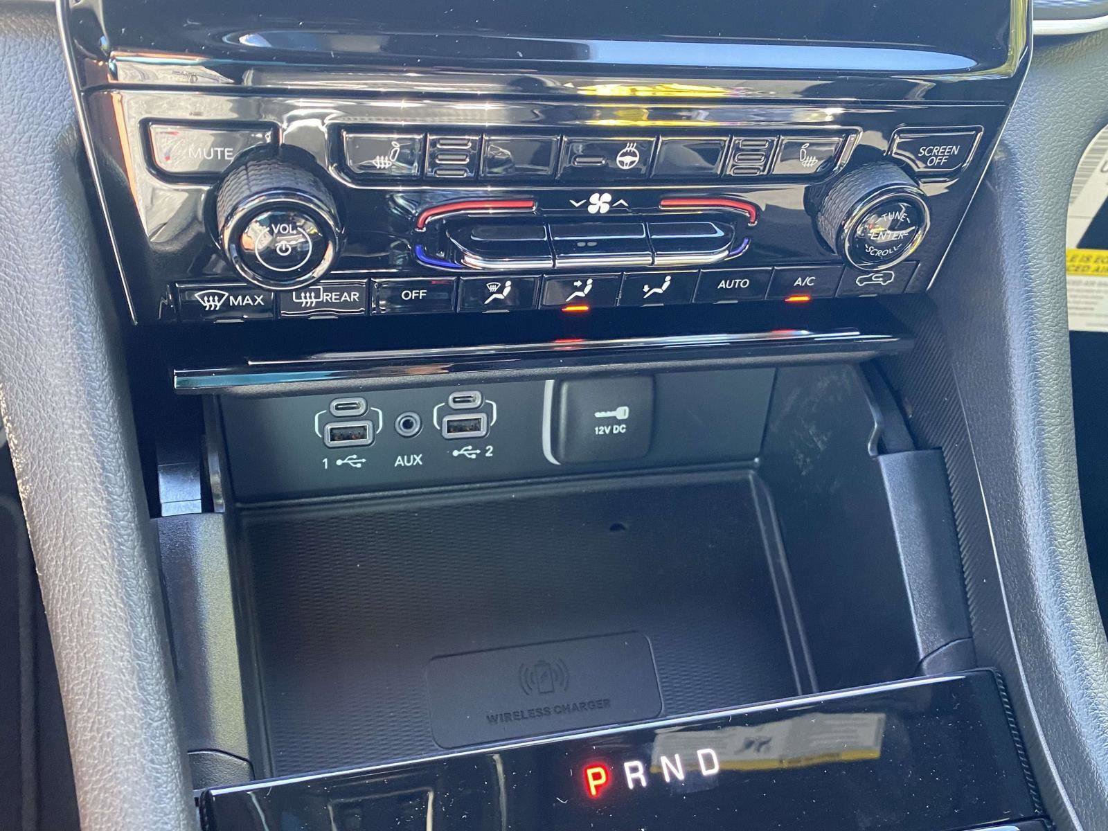 New 2025 Jeep Grand Cherokee Altitude image 8