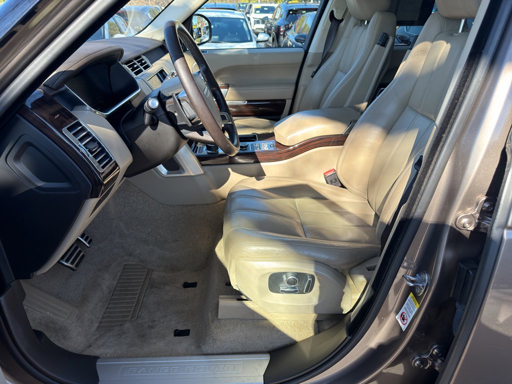 Used 2016 Land Rover Range Rover Supercharged image 16