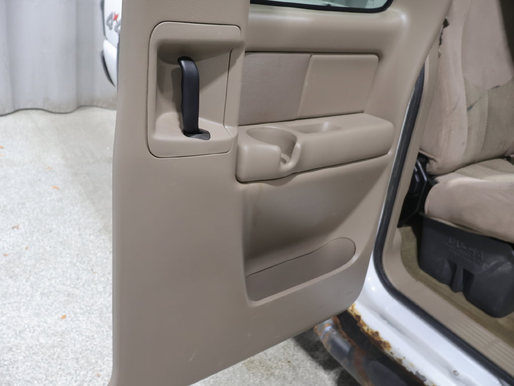 Used 2004 Chevrolet Silverado 1500 LS w/ Light Duty Power Package AWD/4WD image 22