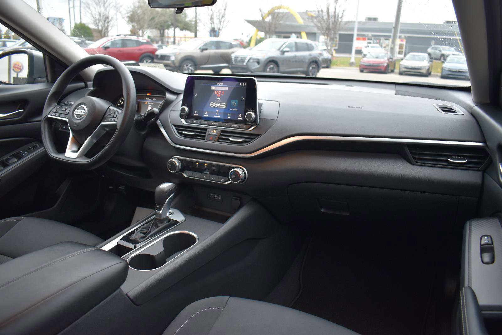 Used 2022 Nissan Altima 2.5 SV FWD image 49