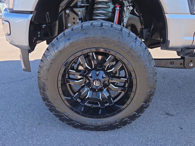 Used 2024 Ford F250 Platinum image 9
