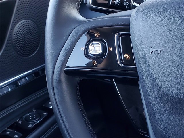 Certified 2024 Lincoln Corsair AWD w/ Equipment Group 101A image 15