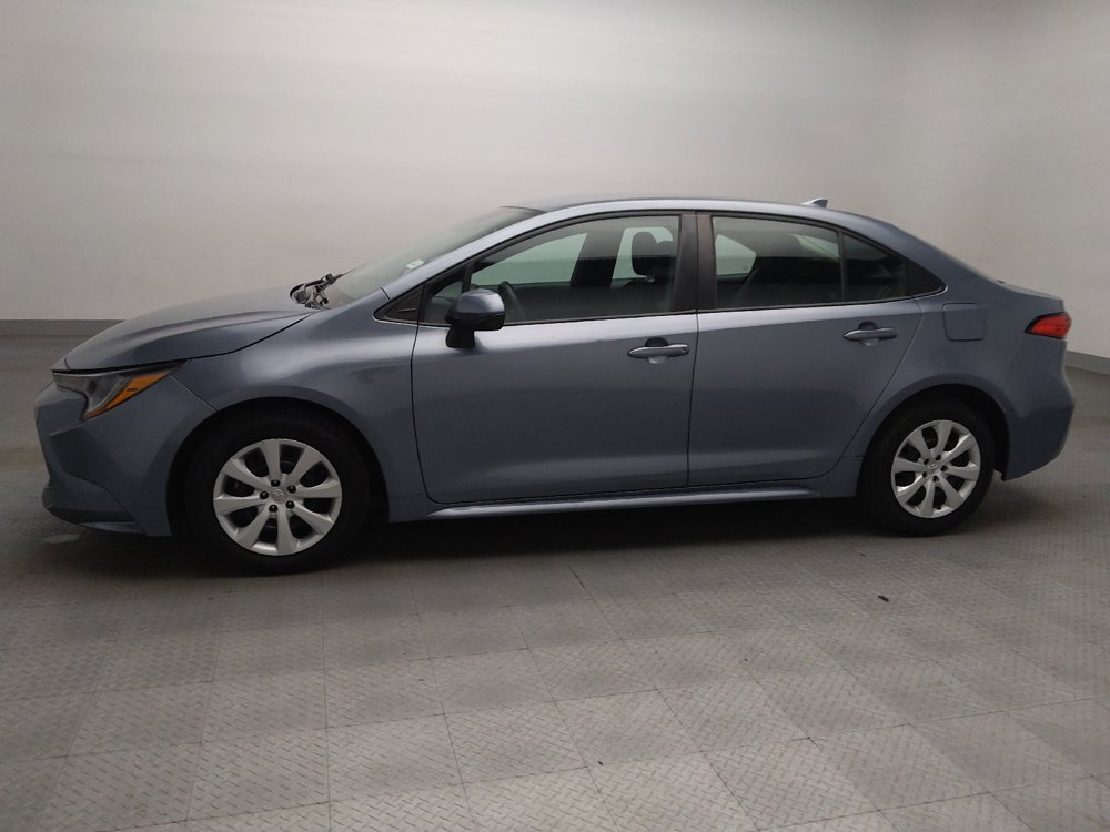 Used 2021 Toyota Corolla LE FWD image 2