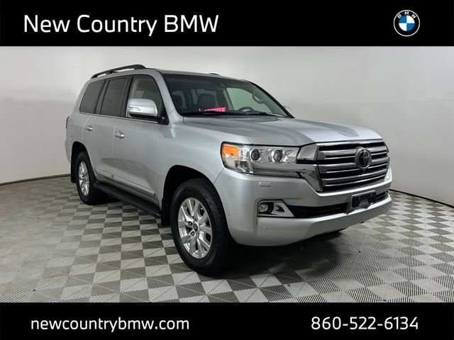Used 2016 Toyota Land Cruiser AWD/4WD image 1