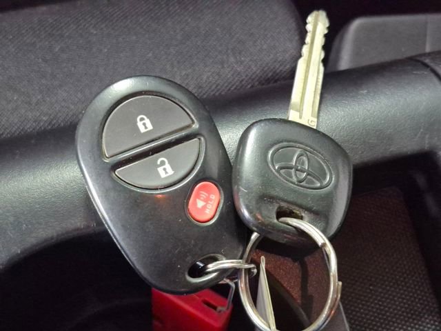 Used 2014 Toyota Tundra SR5 AWD/4WD image 27