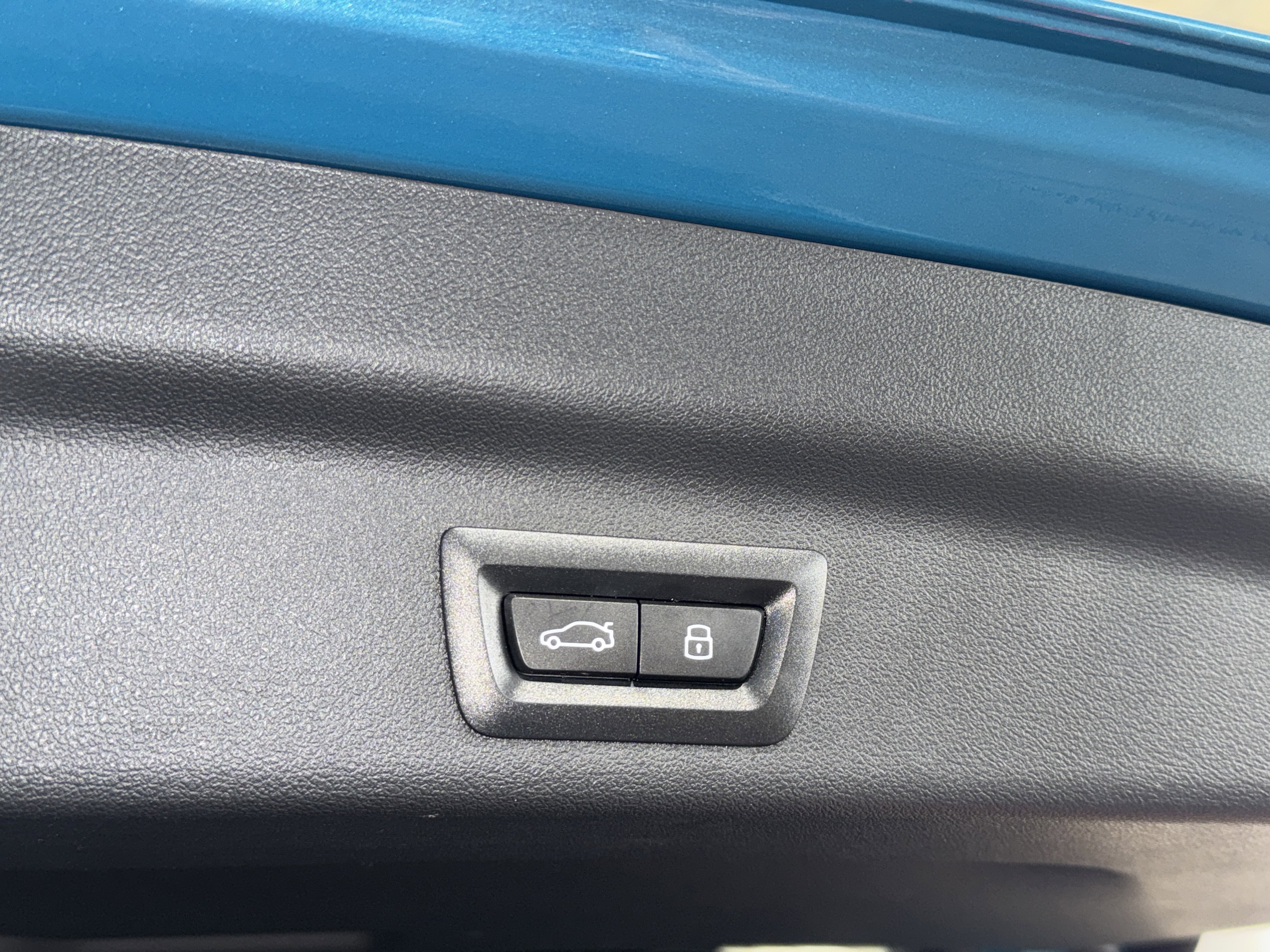 Certified 2023 BMW X1 xDrive28i w/ Premium Package image 13