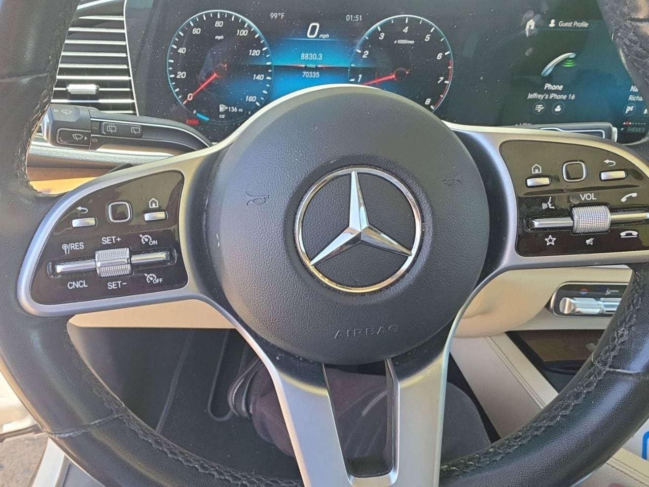 Used 2022 Mercedes-Benz GLE 350 w/ Premium Package image 9