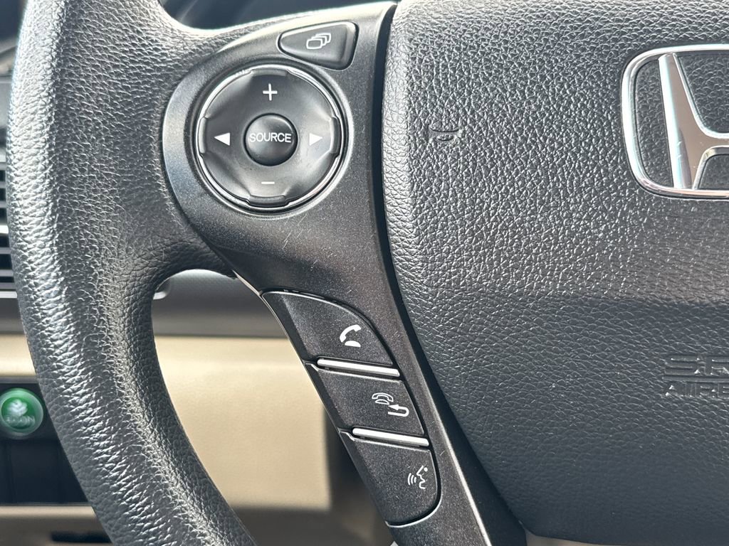 Used 2013 Honda Accord LX image 17