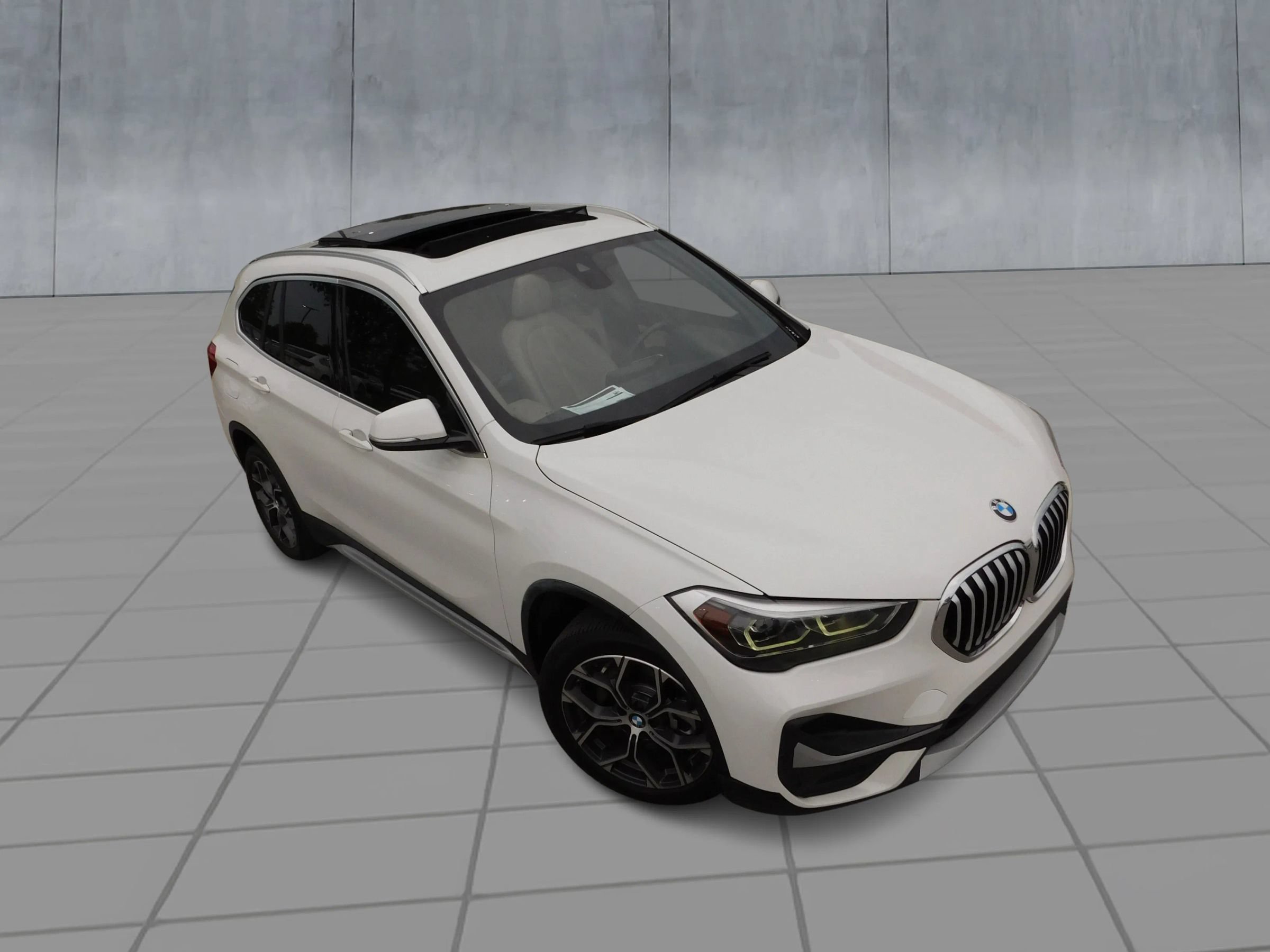Used 2021 BMW X1 sDrive28i w/ Convenience Package FWD image 2