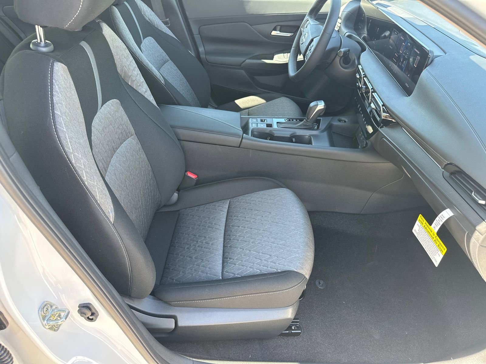 New 2026 Nissan Sentra SV w/ SV Convenience Package FWD image 9