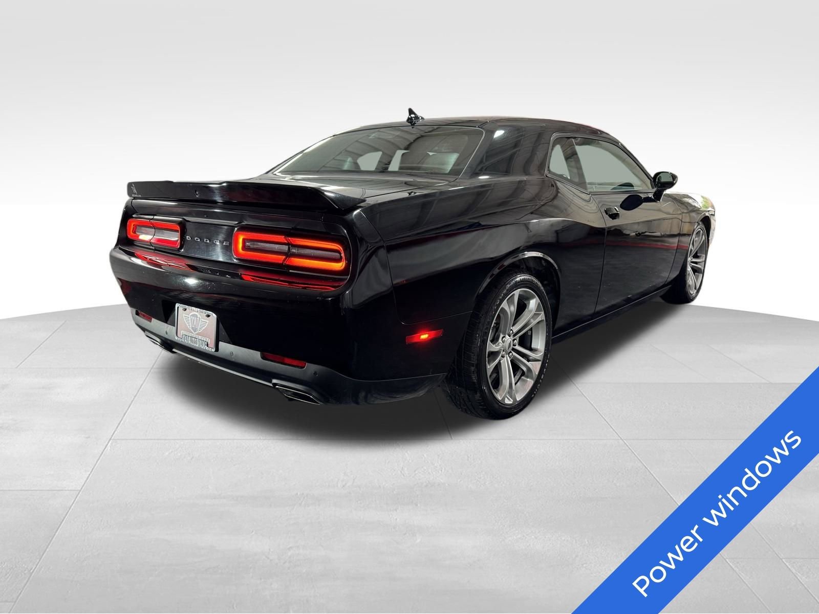 Used 2022 Dodge Challenger GT w/ Plus Package RWD image 4