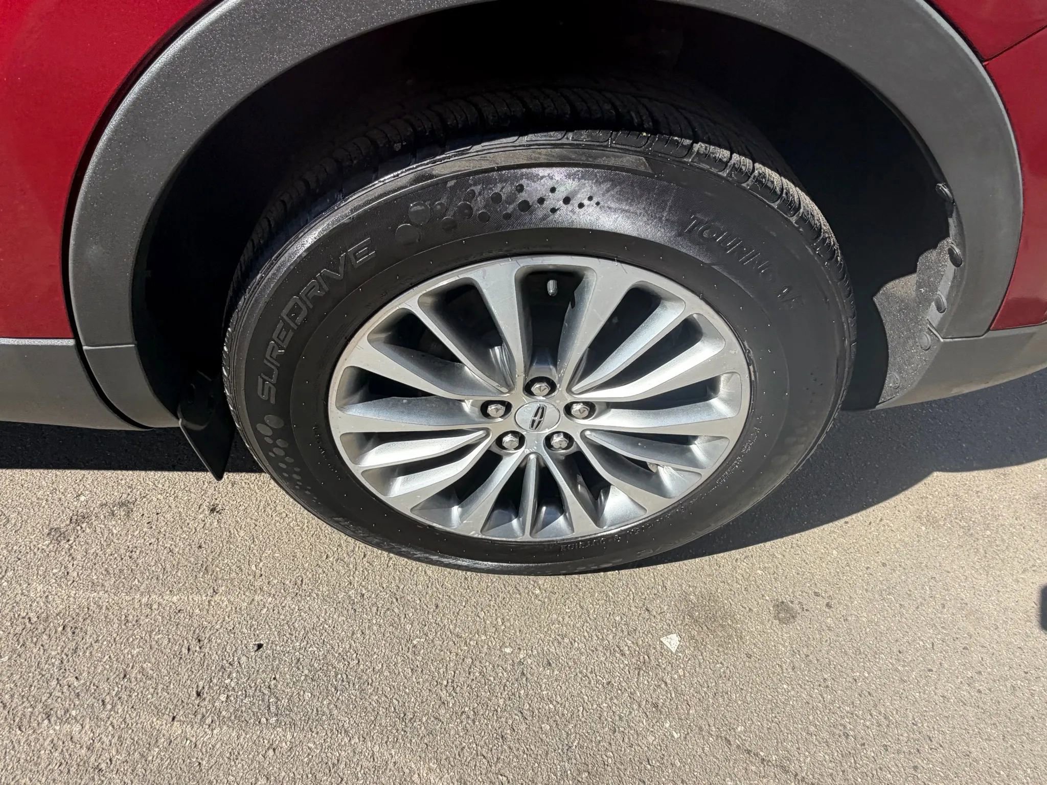 Used 2016 Lincoln MKX Select w/ Select Plus Package image 9